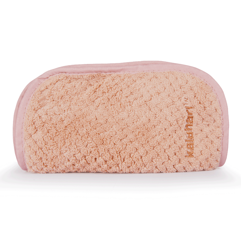 Soft touch cleansing cloth